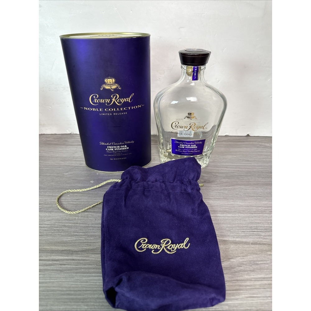 Crown Royal‎ Noble Collection Limited Release French Oak Cask Finished Complete